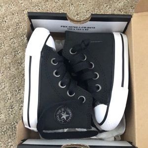 High top baby’s black converse